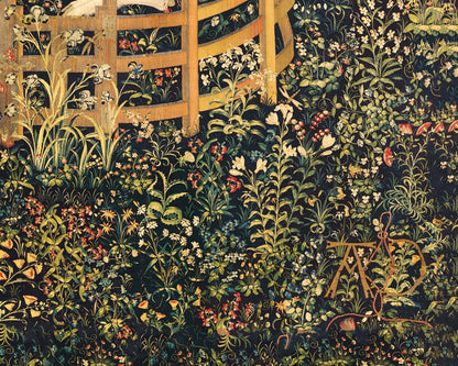 Estampado de unicornio medieval | Tapices de unicornio | Unicornio en cautiverio | Bosque floral antiguo | Arte mural de fantasía | Arte de tapices